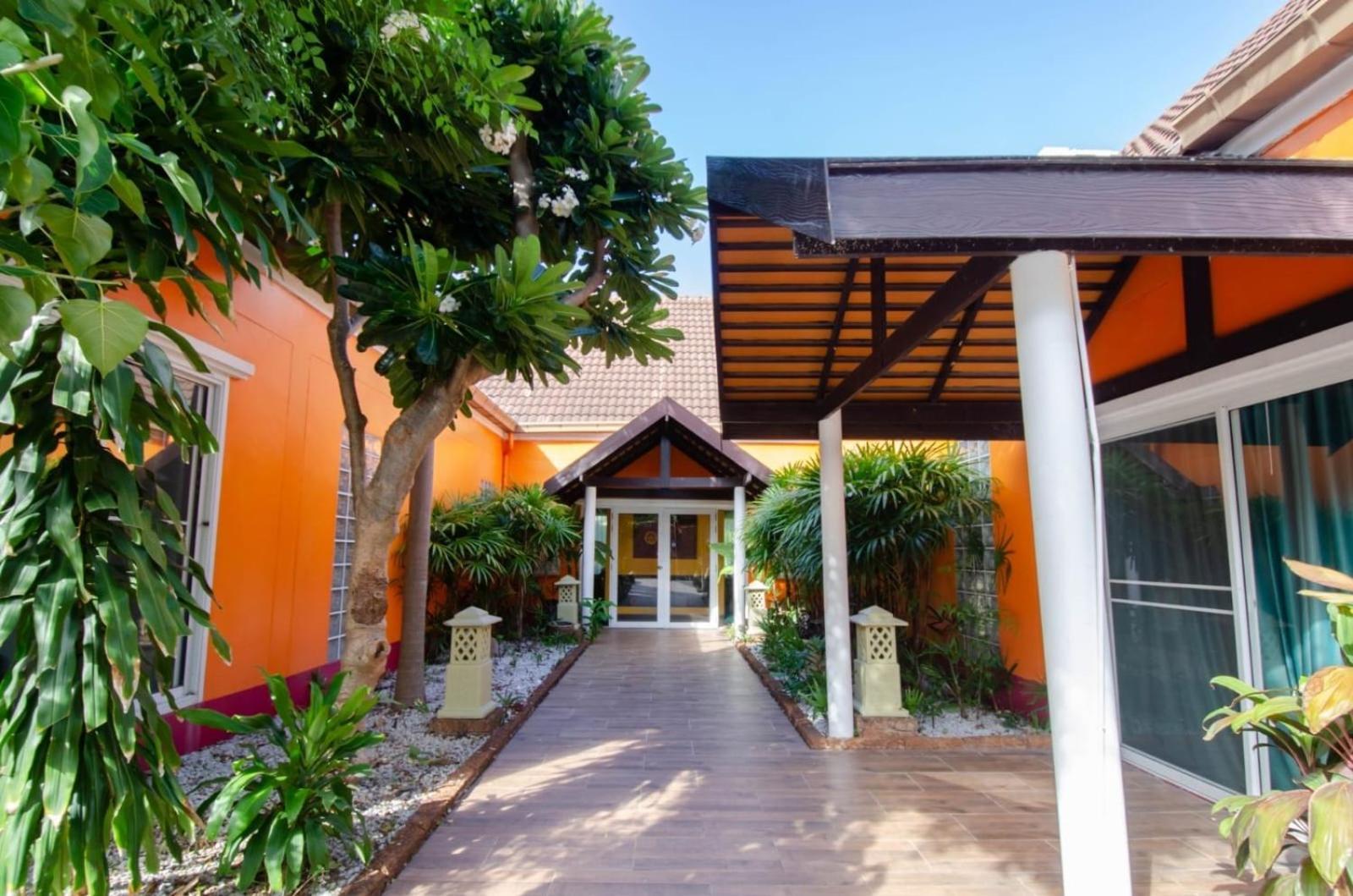 Villa Rosewood Pool 1 Pattaya